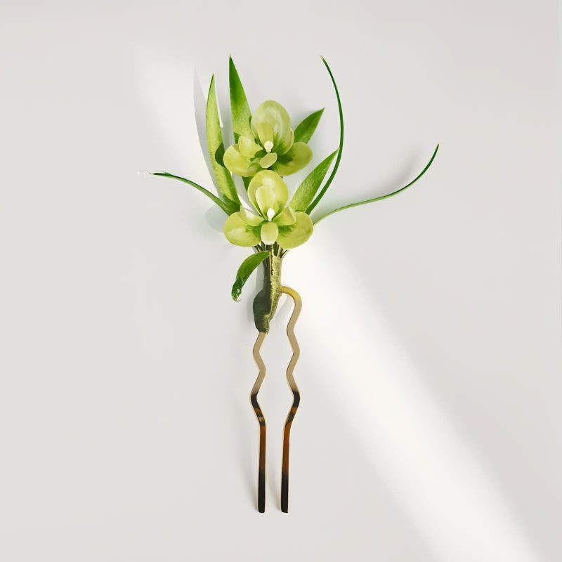 Broche y Horquilla de Flores de Seda de Morera Hechas a Mano Handmade Mulberry Silk Flower Brooch & Hairpin