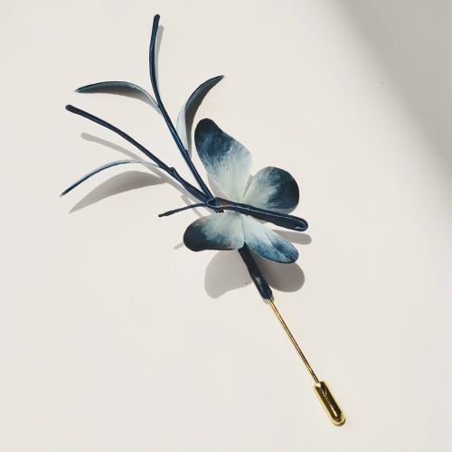 Broche de Mariposa de Terciopelo Hechos a Mano con Seda de Morera Broche de Mariposa de Terciopelo Hechos a Mano con Seda de Morera