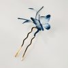 Broche de Mariposa de Terciopelo Hechos a Mano con Seda de Morera Handmade Velvet Butterfly Brooch with Mulberry Silk