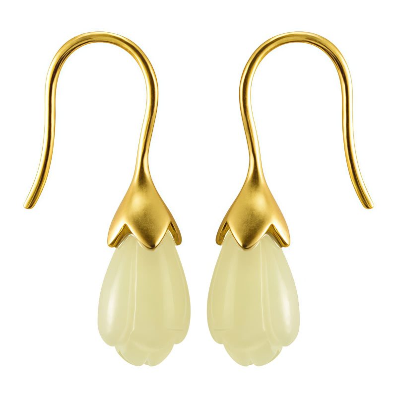 أقراط من حجر هيتيان اليشم على شكل زهرة ماغنوليا المتدلية Hetian Jade Magnolia Drop Earrings