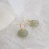 Brincos de Jade com Pingente Sorte Jade Luck Drop Earrings
