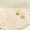 Brincos de Jade com Pingente Sorte Jade Luck Drop Earrings