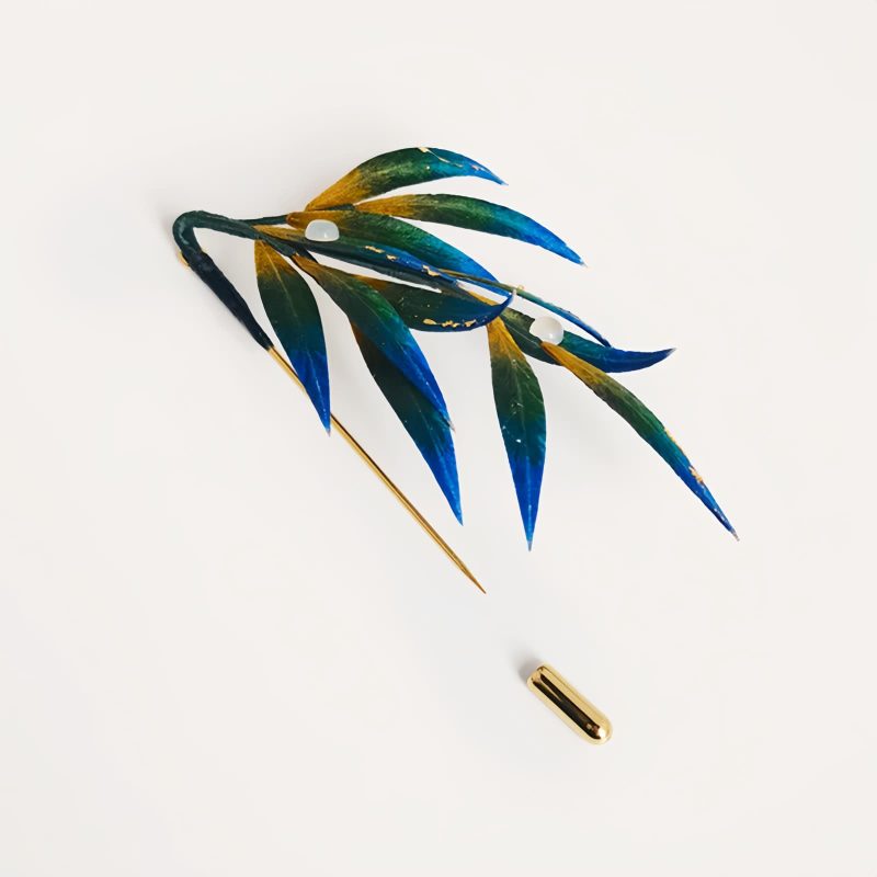 Broche de Flor de Seda de Morera con Hojas Verdes y Amarillas Mulberry Silk Velvet Flower Brooch with Green and Yellow Leaves