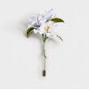 Broche de Iris Blanco en Seda de Morera Mulberry Silk White Iris Brooch