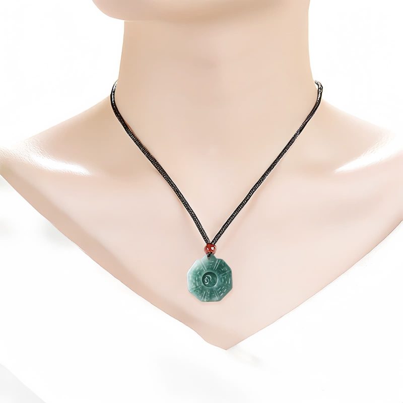 Collar con colgante de jade natural Yin Yang Feng Shui Natural Jade Yin Yang Feng Shui Pendant Necklace