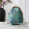 حقيبة سلسلة لؤلؤ مطرزة على الطراز الصيني العتيق Retro Chinese Embroidery Pearl Chain Bag