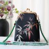 حقيبة سلسلة لؤلؤ مطرزة على الطراز الصيني العتيق Retro Chinese Embroidery Pearl Chain Bag