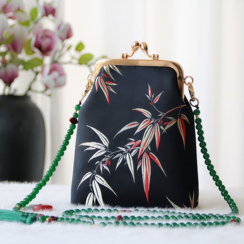 حقيبة سلسلة لؤلؤ مطرزة على الطراز الصيني العتيق Retro Chinese Embroidery Pearl Chain Bag