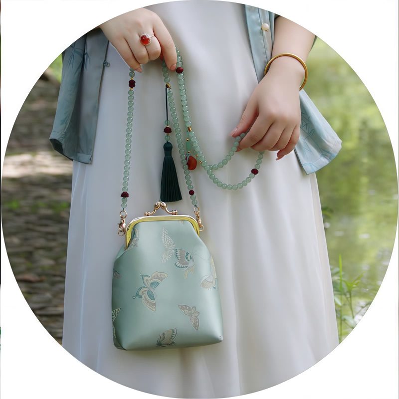 حقيبة سلسلة لؤلؤ مطرزة على الطراز الصيني العتيق Retro Chinese Embroidery Pearl Chain Bag