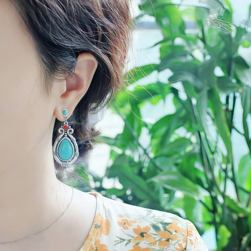 Aretes colgantes de turquesa tibetana en forma de gota de agua Tibet Turquoise Waterdrop Dangle Earrings
