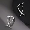 Anting Anting Lingkaran Keberuntungan Geometris Tibet Tibetan Geometric Cross Luck Hoop Earrings