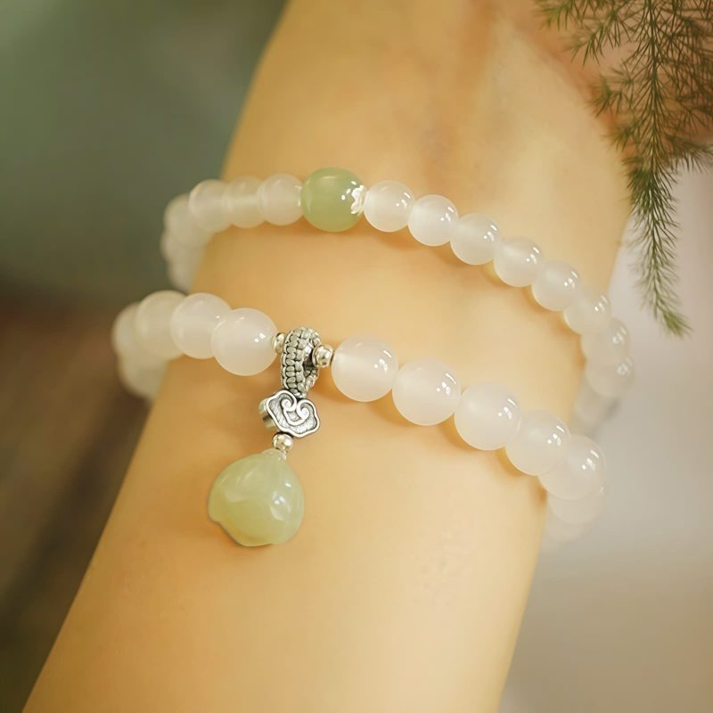 Pulsera de Protección de Ágata Blanca Tibetana con Loto Tibetan White Agate Lotus Protection Bracelet
