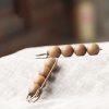 Broche Curativa Vintage de Sándalo Vintage Sandalwood Healing Brooch