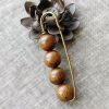 Broche Curativa Vintage de Sándalo Vintage Sandalwood Healing Brooch