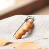 Broche Curativa Vintage de Sándalo Vintage Sandalwood Healing Brooch