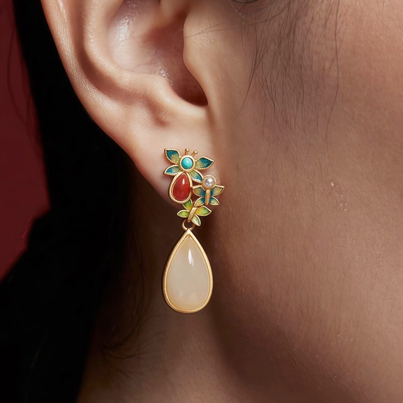 Aretes colgantes de jade blanco y ágata roja con forma de mariposa White Jade Red Agate Butterfly Dangle Earrings