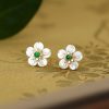 Aretes de Flor de Jade y Plata 925 con Tridacna 925 Silver Tridacna Jade Flower Earrings