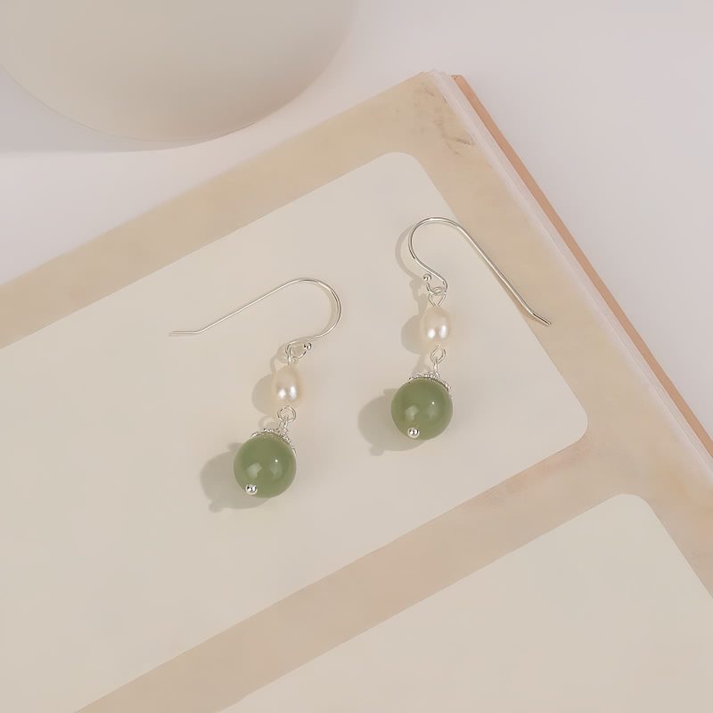 Aretes de Jade y Perla con Plata 925: Sabiduría Ancestral 925 Silver Jade Pearl Wisdom Earrings