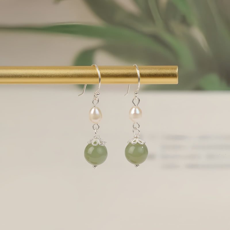 Aretes de Jade y Perla con Plata 925: Sabiduría Ancestral 925 Silver Jade Pearl Wisdom Earrings