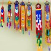 Arte Mural de Loto Colorido con Símbolos Auspiciosos Colorful Lotus Wall Art with Auspicious Symbols