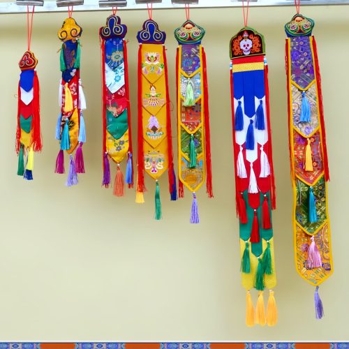 Arte Mural de Loto Colorido con Símbolos Auspiciosos Arte Mural de Loto Colorido con Símbolos Auspiciosos