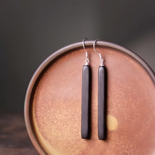 Aretes de Equilibrio y Paz, Ébano y Plata Aretes de Equilibrio y Paz, Ébano y Plata