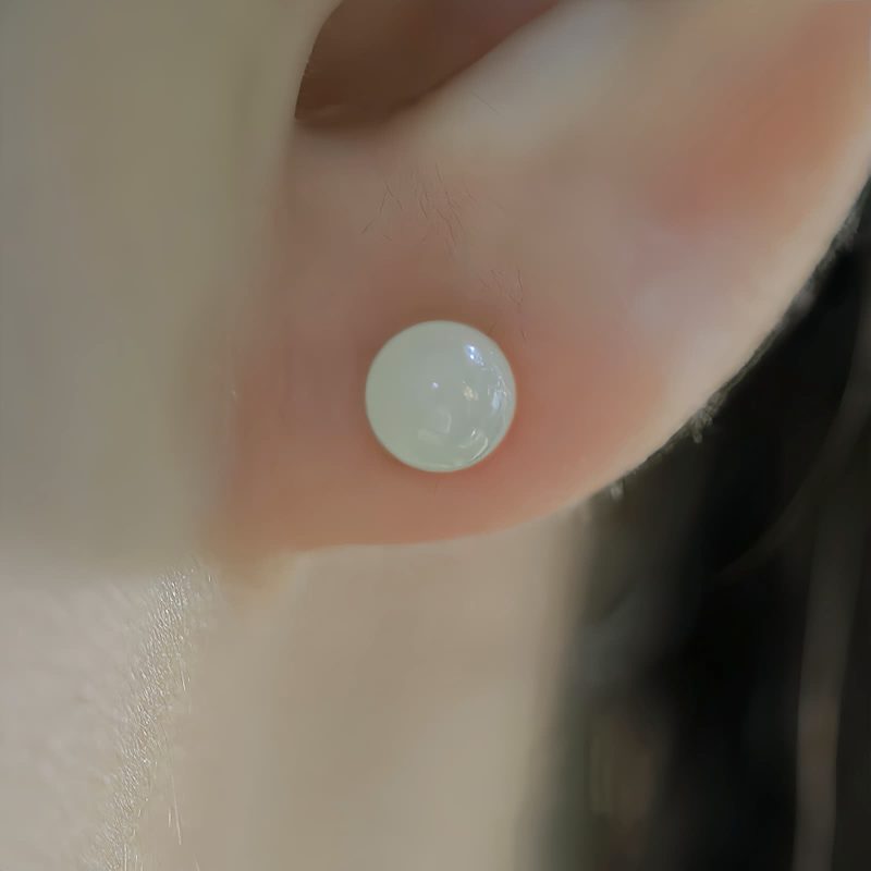 Aretes de Jade con Cuentas de la Suerte Jade Beaded Luck Stud Earrings