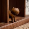 Mini Decoração de Gato de Cerâmica com Sapo de Feng Shui Mini Ceramic Cat Feng Shui Decoration
