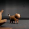 Mini Decoração de Gato de Cerâmica com Sapo de Feng Shui Mini Ceramic Cat Feng Shui Decoration