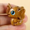 Miniatura de Sândalo Vermelho: Elefante Protetor Red Sandalwood Mini Elephant Decoration