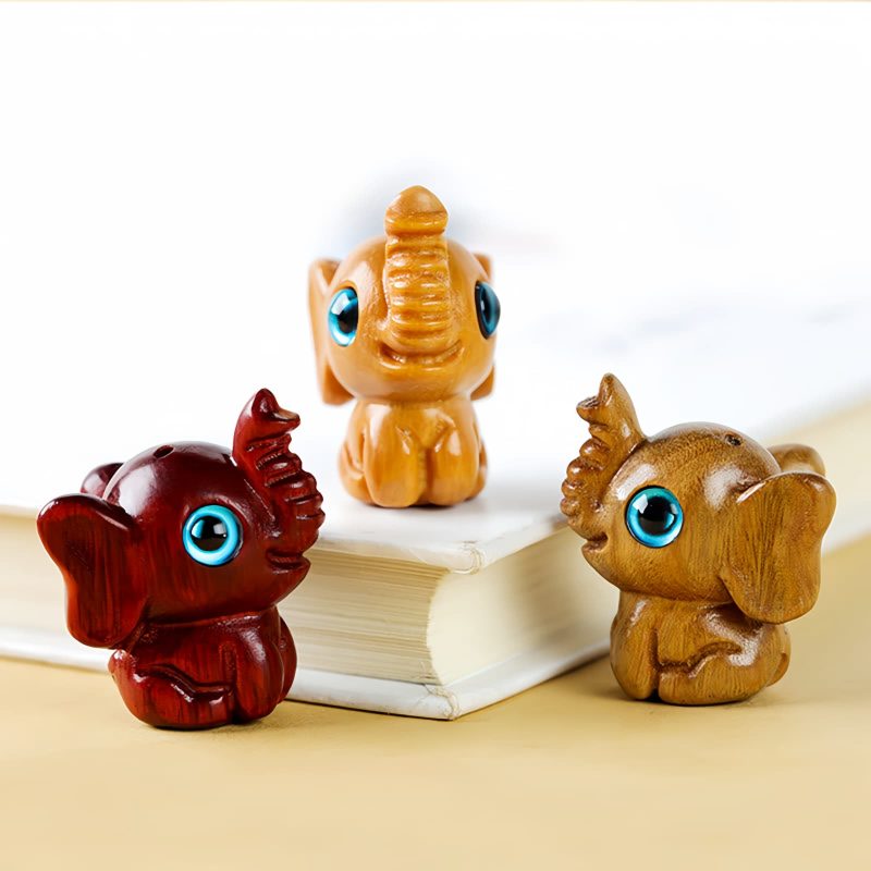 Miniatura de Sândalo Vermelho: Elefante Protetor Red Sandalwood Mini Elephant Decoration