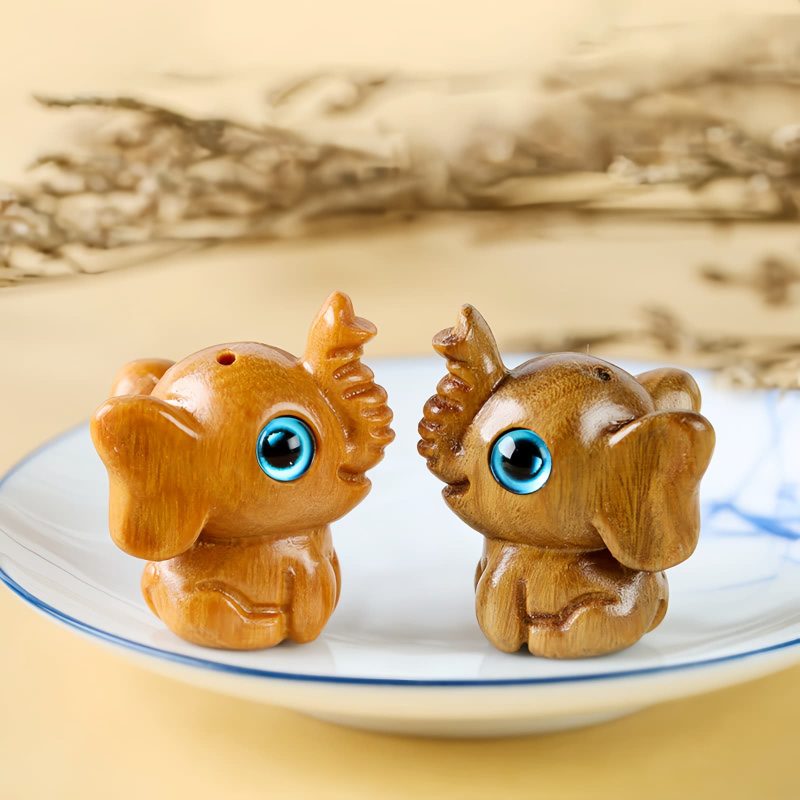 Miniatura de Sândalo Vermelho: Elefante Protetor Red Sandalwood Mini Elephant Decoration