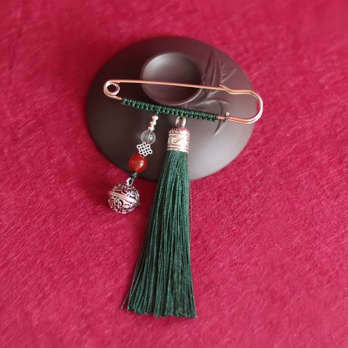 Broche de Borlas con Campana de Cobre Retro Broche de Borlas con Campana de Cobre Retro