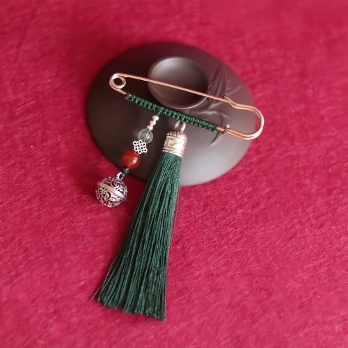 Broche de Borlas con Campana de Cobre Retro Broche de Borlas con Campana de Cobre Retro