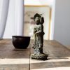 Patung Kwan Yin Bubuk Besi Berkarat - Simbol Kasih Sayang Tiga Wajah Rusty Iron Powder Kwan Yin Statue - Three-Faced Compassion Symbol