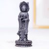 Patung Kwan Yin Bubuk Besi Berkarat - Simbol Kasih Sayang Tiga Wajah Rusty Iron Powder Kwan Yin Statue - Three-Faced Compassion Symbol
