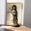 Patung Kwan Yin Bubuk Besi Berkarat - Simbol Kasih Sayang Tiga Wajah Rusty Iron Powder Kwan Yin Statue - Three-Faced Compassion Symbol
