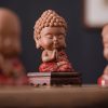 Decoración de escritorio de Buda de cerámica Serenity Serenity Ceramic Buddha Desk Decoration