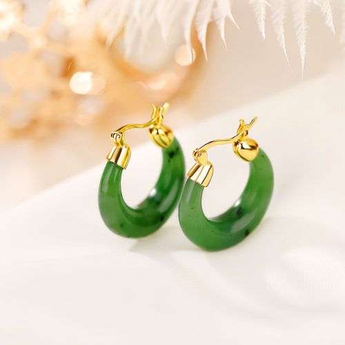 Aretes de Jade Cian Hetian y Plata Esterlina con Diseño de Gota de la Suerte Aretes de Jade Cian Hetian y Plata Esterlina con Diseño de Gota de la Suerte
