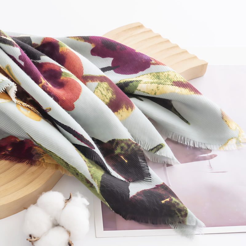 Chal Bufanda con Estampa de Mariposas y Flores Tibetanas Tibetan Butterfly Flower Print Shawl