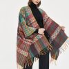 Chale Tibetano con Borlas Onduladas y Colores Vibrantes Tibetan Colorful Wavy Tassel Shawl