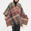 Chale Tibetano con Borlas Onduladas y Colores Vibrantes Tibetan Colorful Wavy Tassel Shawl