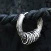 Aretes de Plata Tibetana Martillados a Mano para Protección Hand-hammered Tibetan Silver Protection Earrings