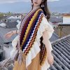 Chale Tibetano con Franjas Onduladas y Borlas Tibetan Wavy Striped Tassel Shawl
