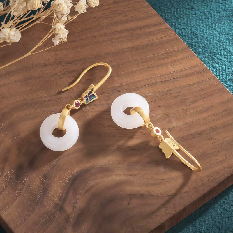 Anting Keberuntungan Kupu-Kupu Giok Putih White Jade Butterfly Fortune Earrings
