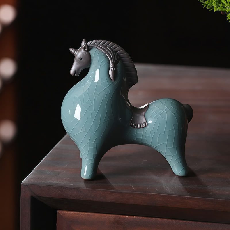 Decoración de Caballo de Cerámica Tradicional para el Éxito Traditional Ceramic Horse Decoration for Success