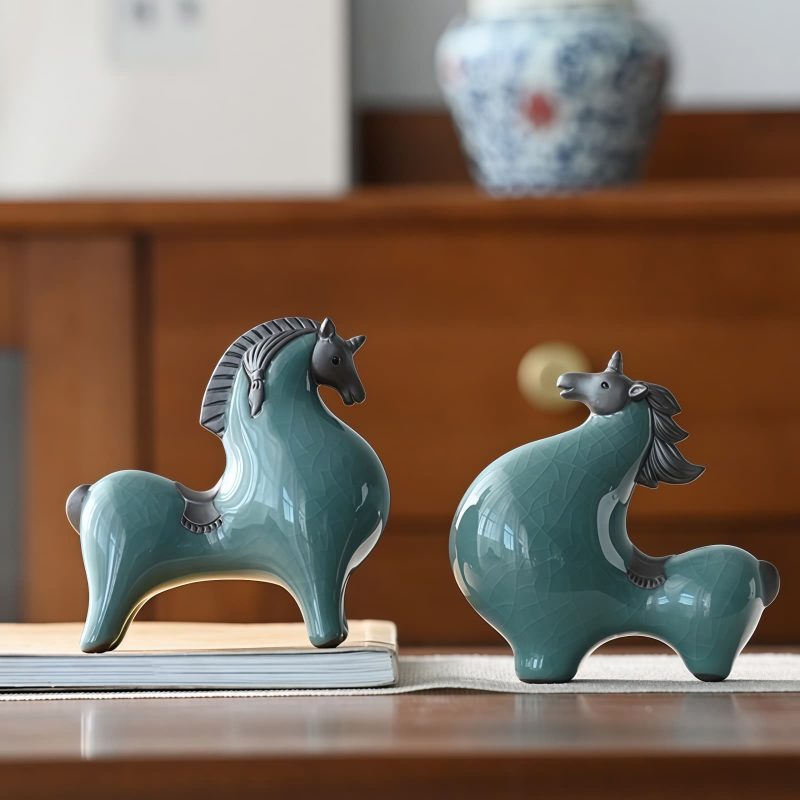 Decoración de Caballo de Cerámica Tradicional para el Éxito Traditional Ceramic Horse Decoration for Success