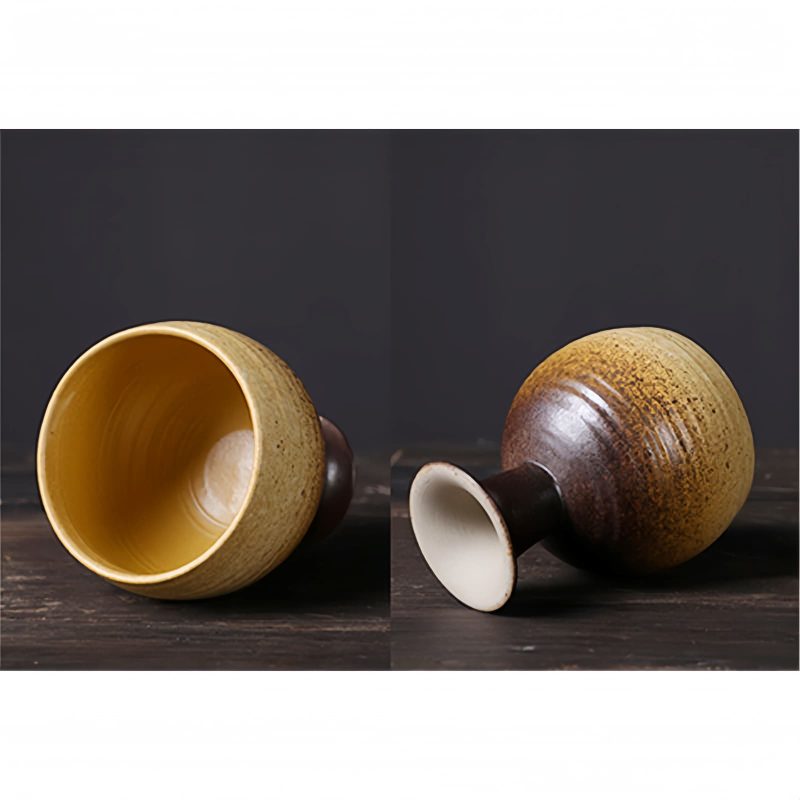 Taza de Vino de Cerámica Elegante con Diseño de Cáliz Elegant Ceramic Wine Mug with Goblet Design