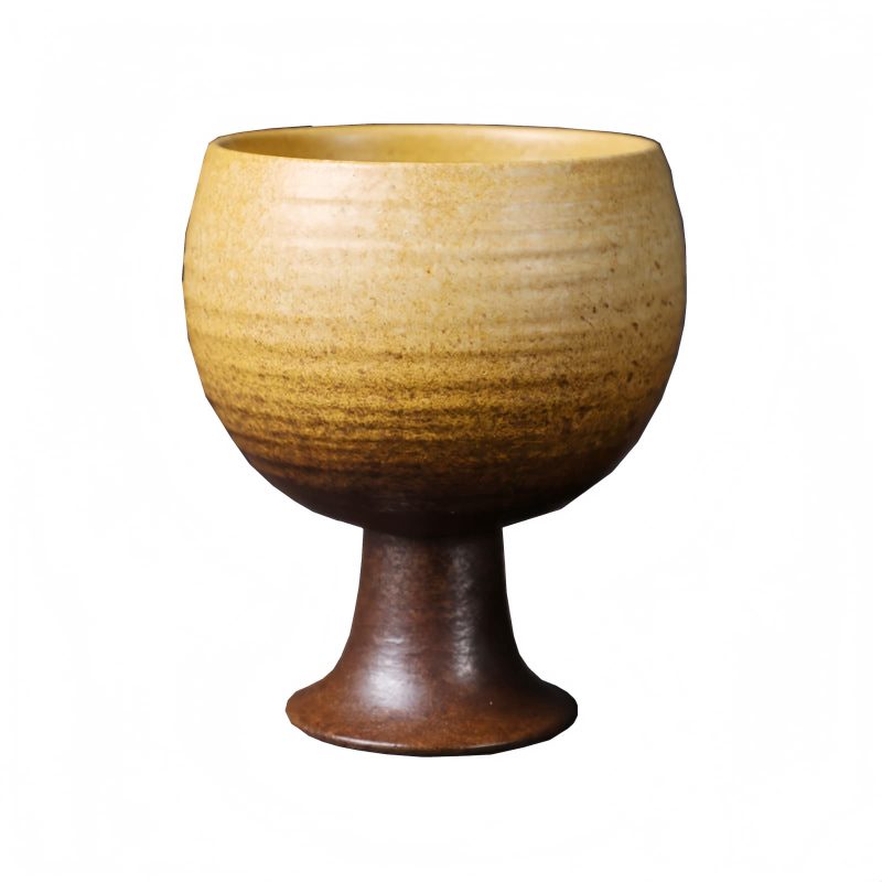 Taza de Vino de Cerámica Elegante con Diseño de Cáliz Elegant Ceramic Wine Mug with Goblet Design