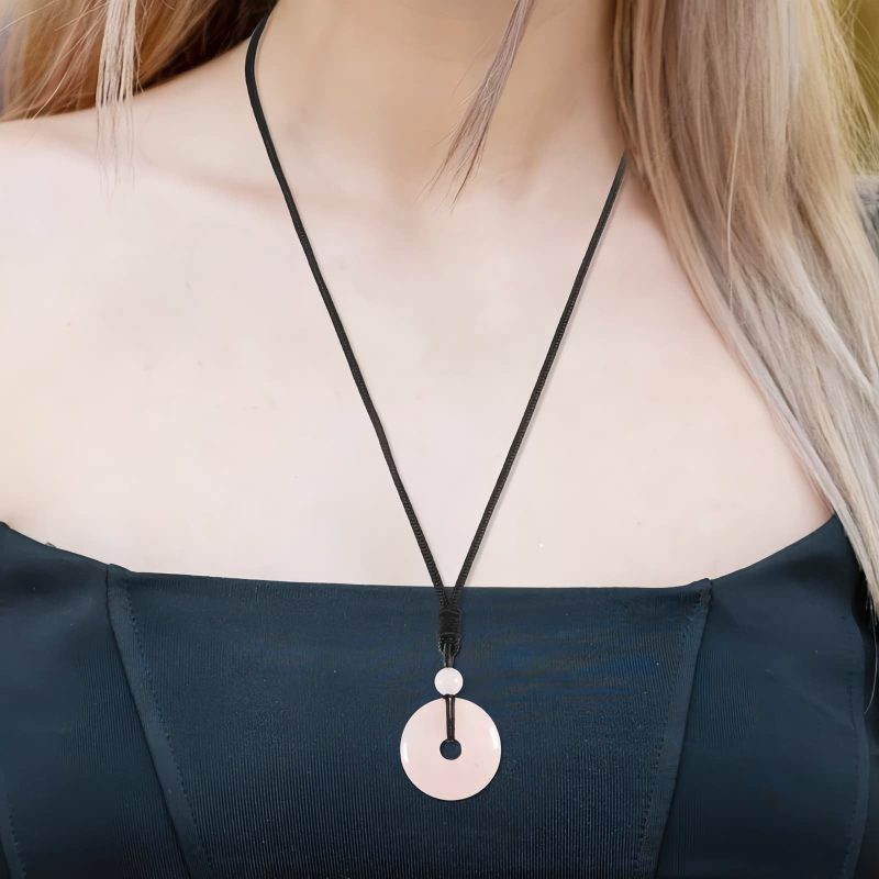Colar Pingente de Cristal Curativo Moeda da Sorte Lucky Coin Healing Crystal Necklace Pendant